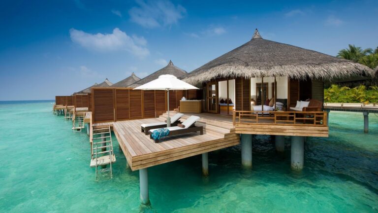 Poilsis Maldyvuose – Kuramathi Maldives 4*
