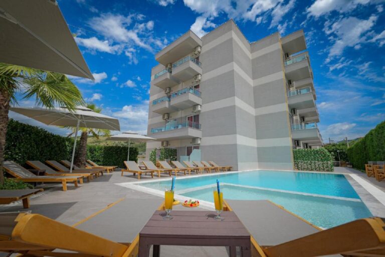 Heksamil Hotel 3* – Saranda, Albanija
