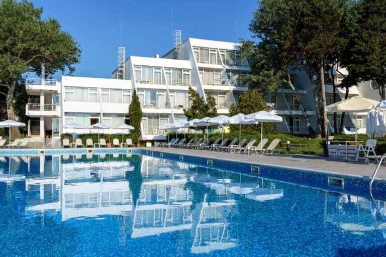 AluaSun Helios Beach 3* – Burgasas, Bulgarija