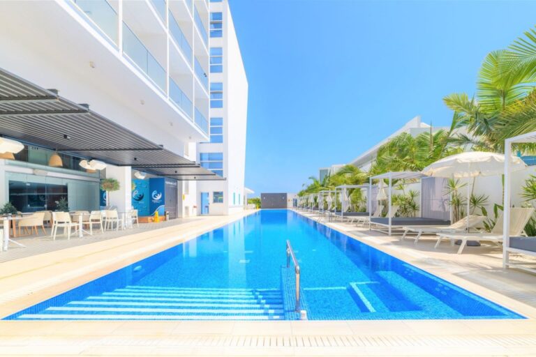 Tasia Maris Seasons Hotel (Adults Only 16+) 4* – Aja Napa, Kipras