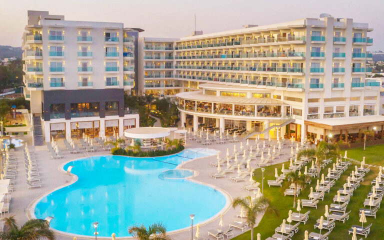 NissiBlu Beach Resort 5* – Aja Napa, Kipras