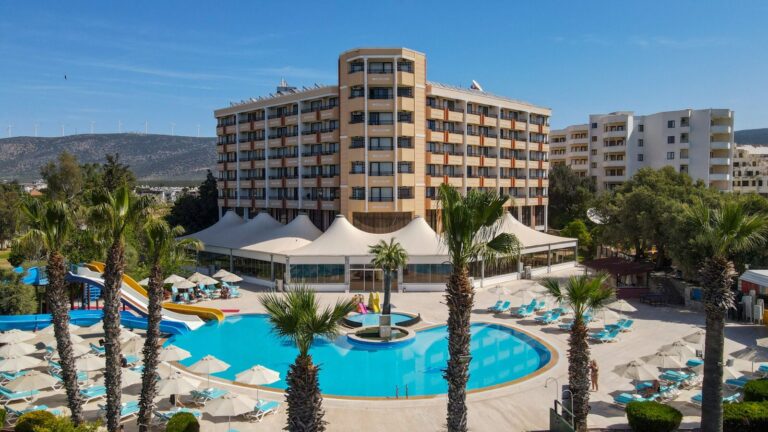 THE HOLIDAY RESORT 4* – Izmiras, Turkija