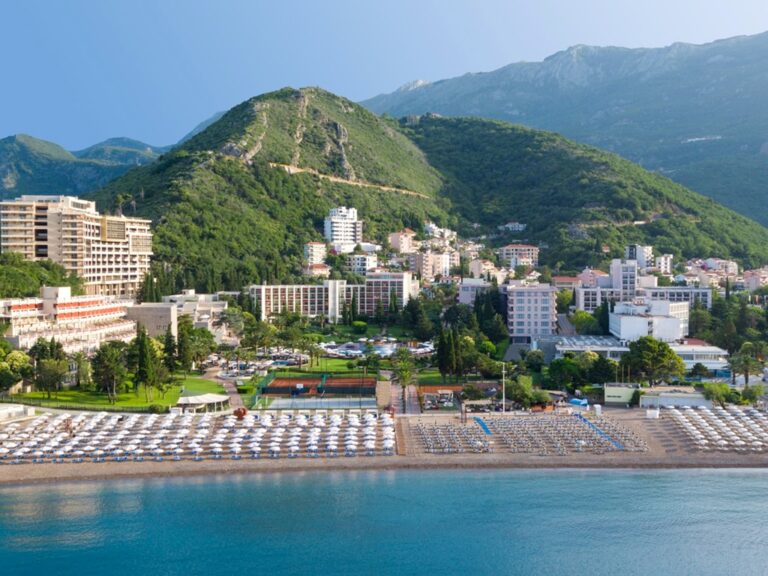 IBEROSTAR WAVES BELLEVUE 4* – Budva, Juodkalnija