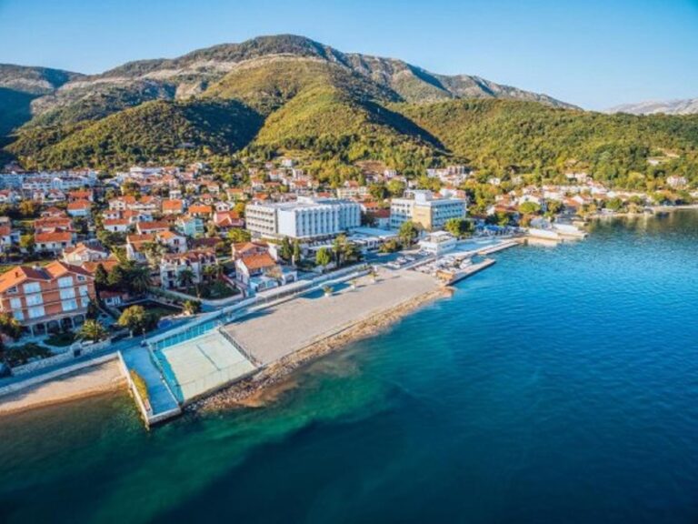 CARINE HOTEL DELFIN 4* – Juodkalnija, Juodkalnija
