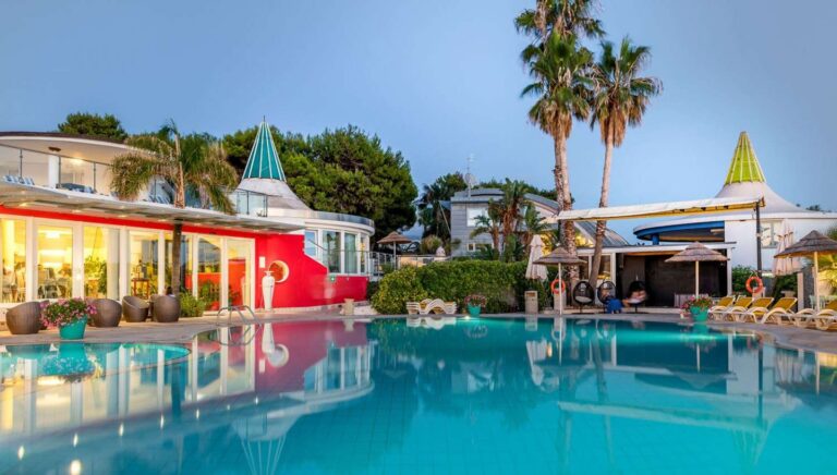 Villaggio Stromboli 4* – Kalabrija, Italija