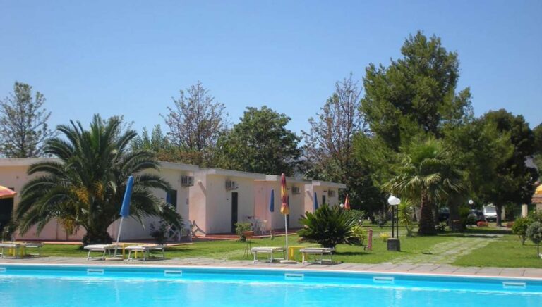 Villaggio Artemide 3* – Katanija, Italija