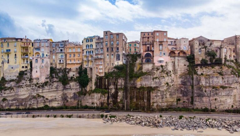 Valentour Blu Tropea Maison 3* – Kalabrija, Italija
