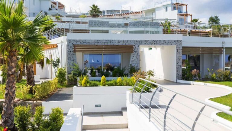 Infinity Resort Tropea 4* – Kalabrija, Italija