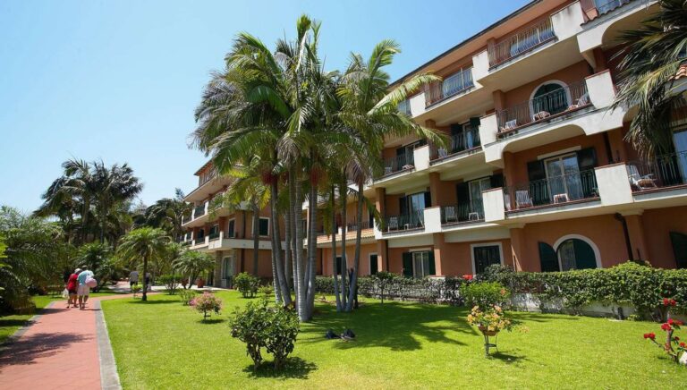 Caparena 4* – Katanija, Italija