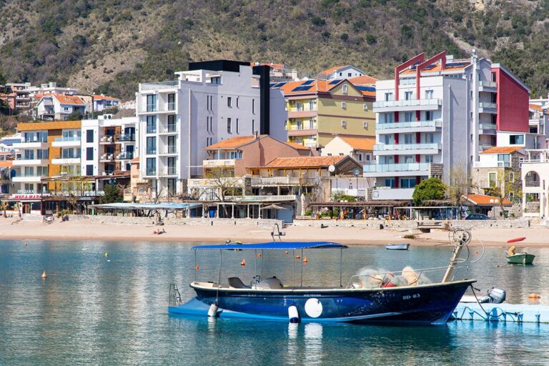 Ponta 4* – Budva, Juodkalnija