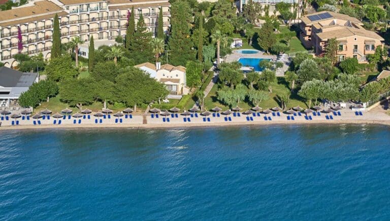 Delfinia 4* – Korfu, Graikija