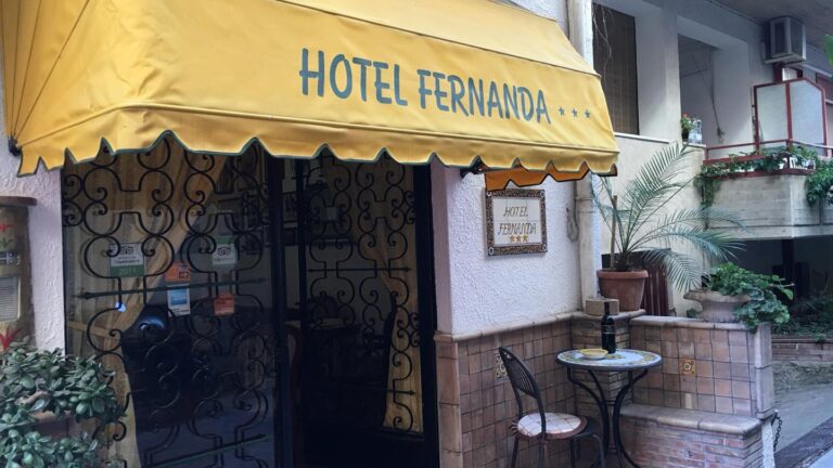 Fernanda 3* – Katanija, Italija