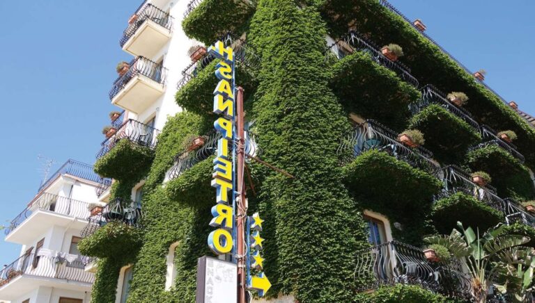 San Pietro 3* – Katanija, Italija