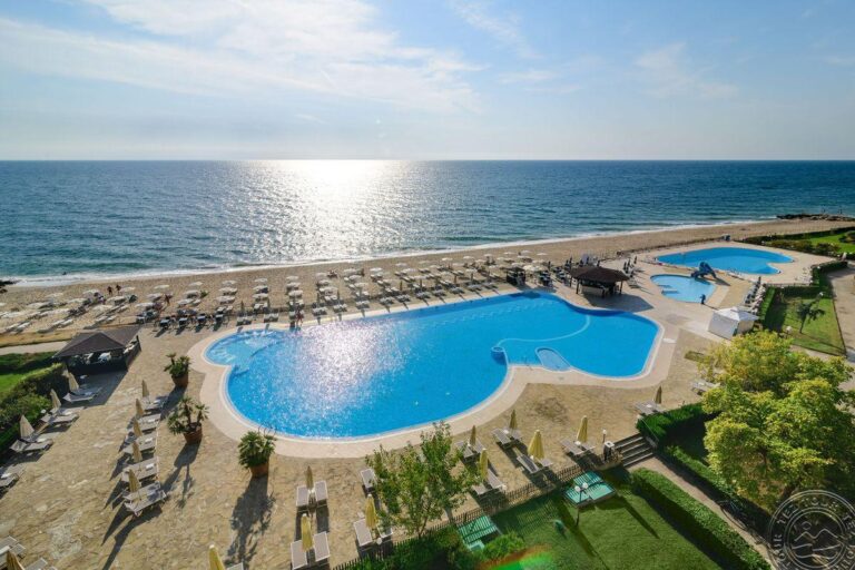 HVD RIVIERA BEACH HOTEL 5* – Varna, Bulgarija
