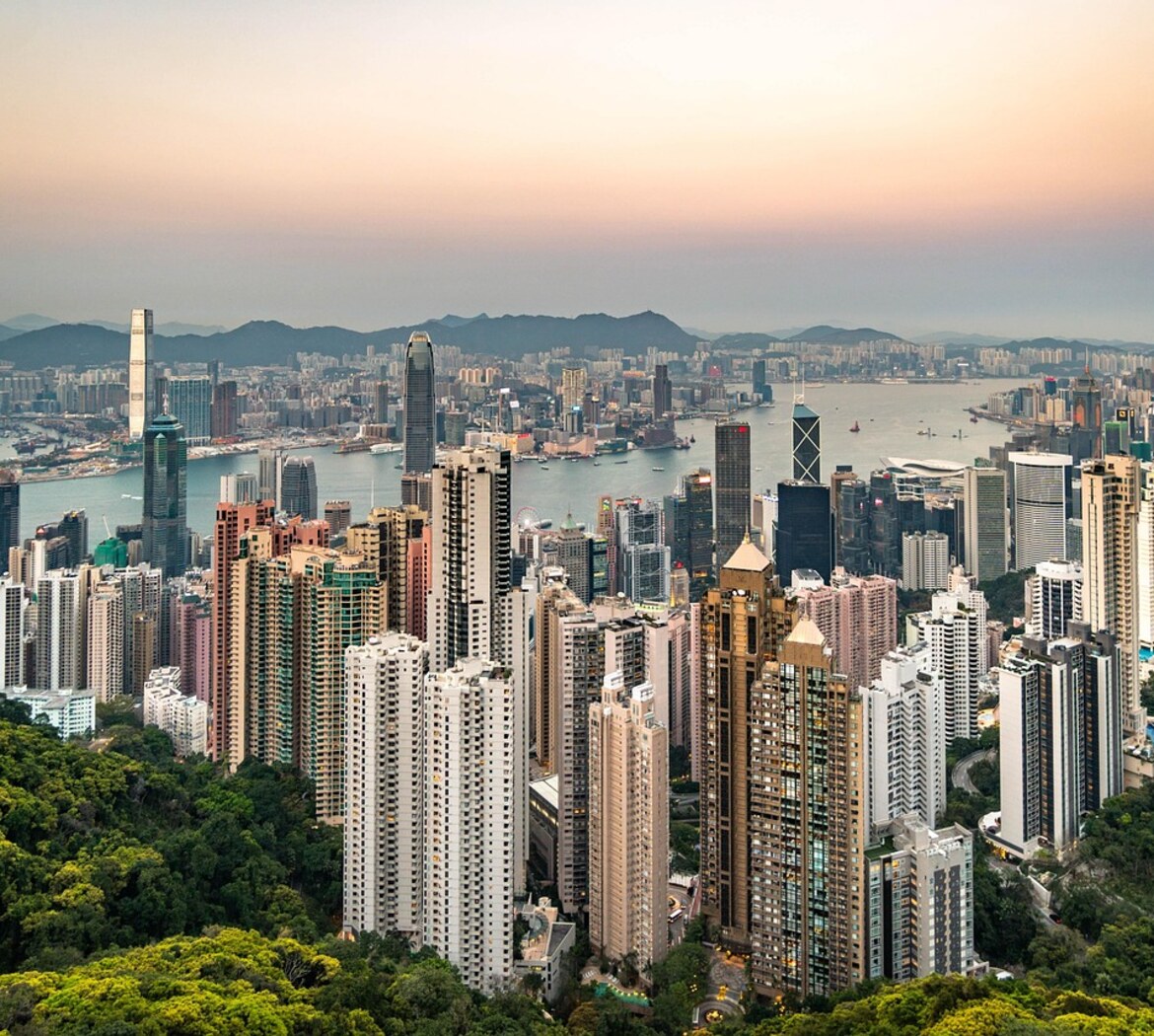 Victoria Peak hero