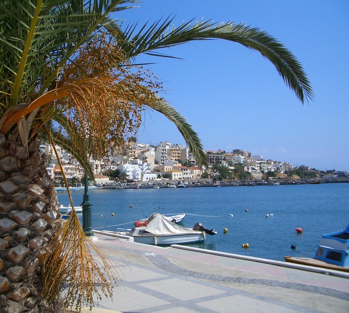 Sitia hero