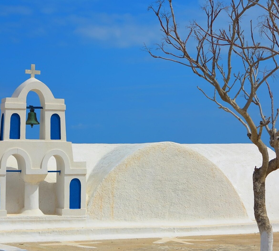 Pyrgos hero