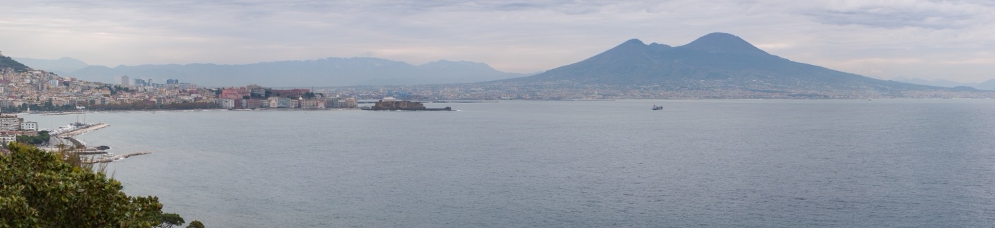 Neapolis hero
