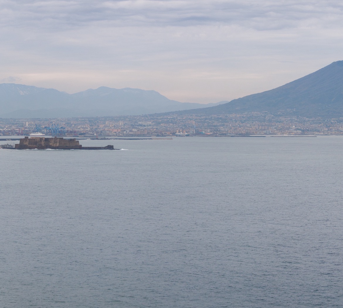 Neapolis hero