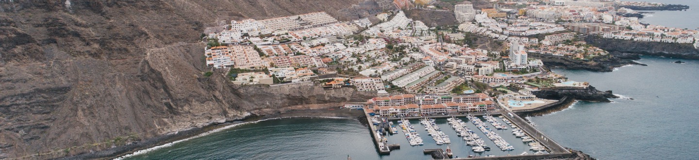 Los Gigantes hero