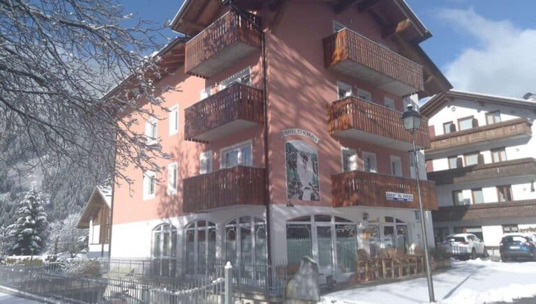 Garni Al Nardis 3* – Bergamas, Italija