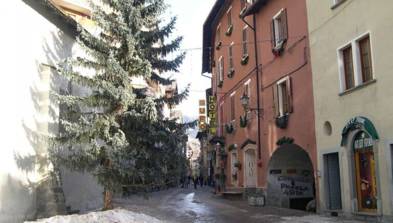 Gufo 3* – Bergamas, Italija